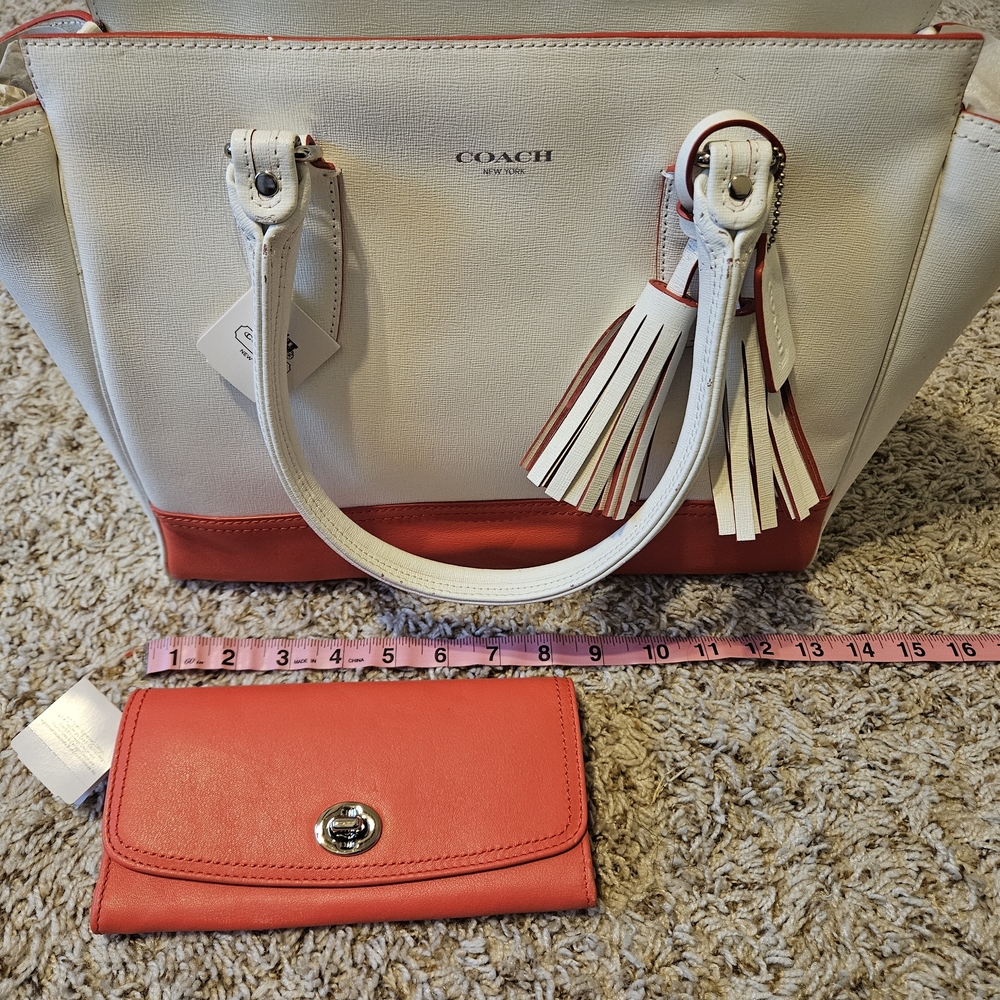 Coach White and Red Women's Bag